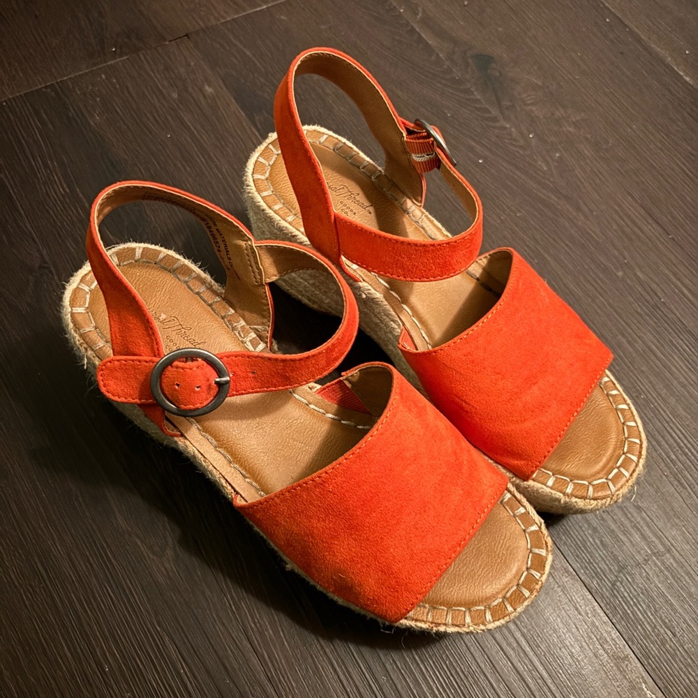 Cute Orange heeled sandals